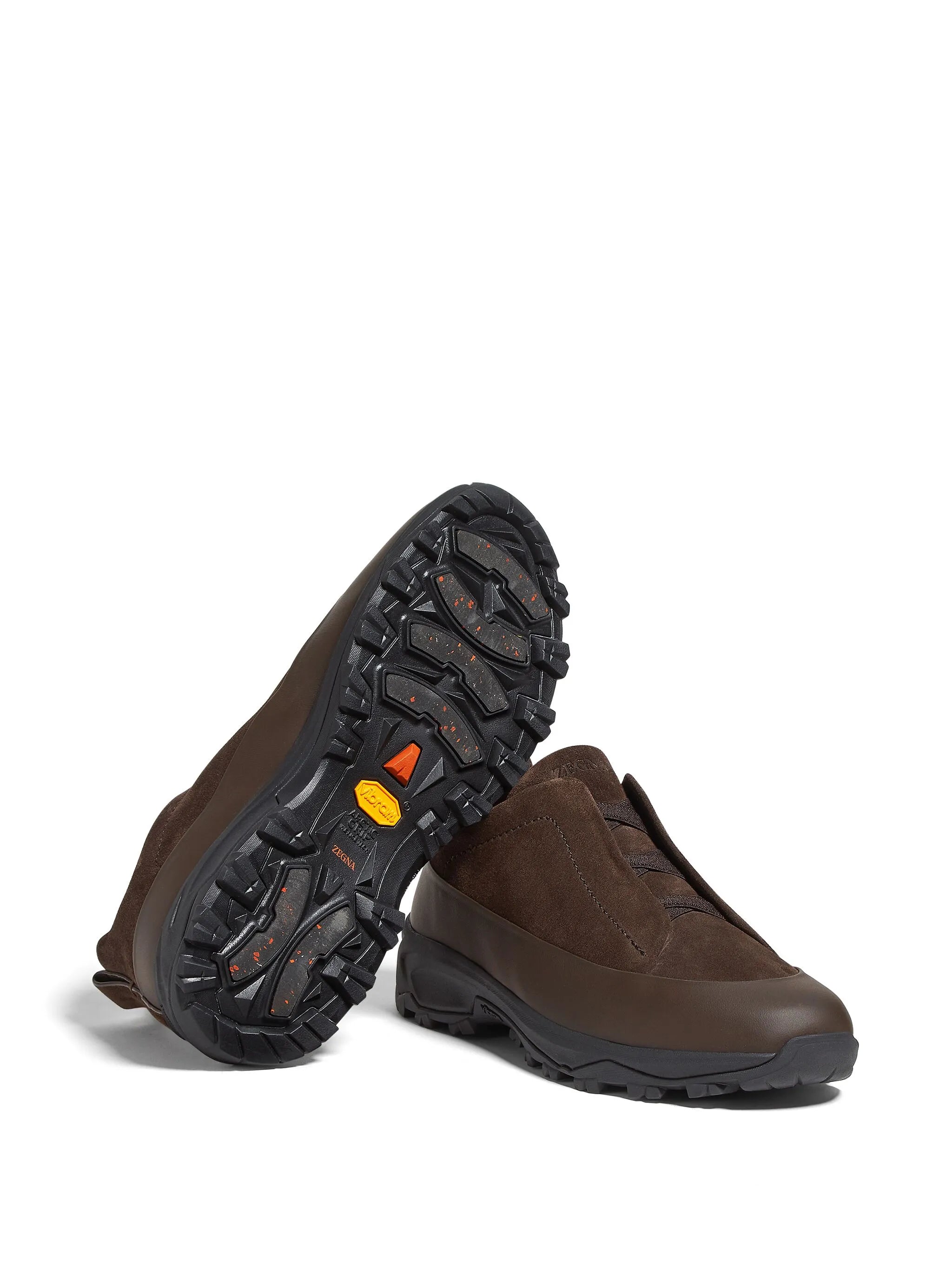 Tênis Triple Stitch™ Monte em couro marrom escuro camurça