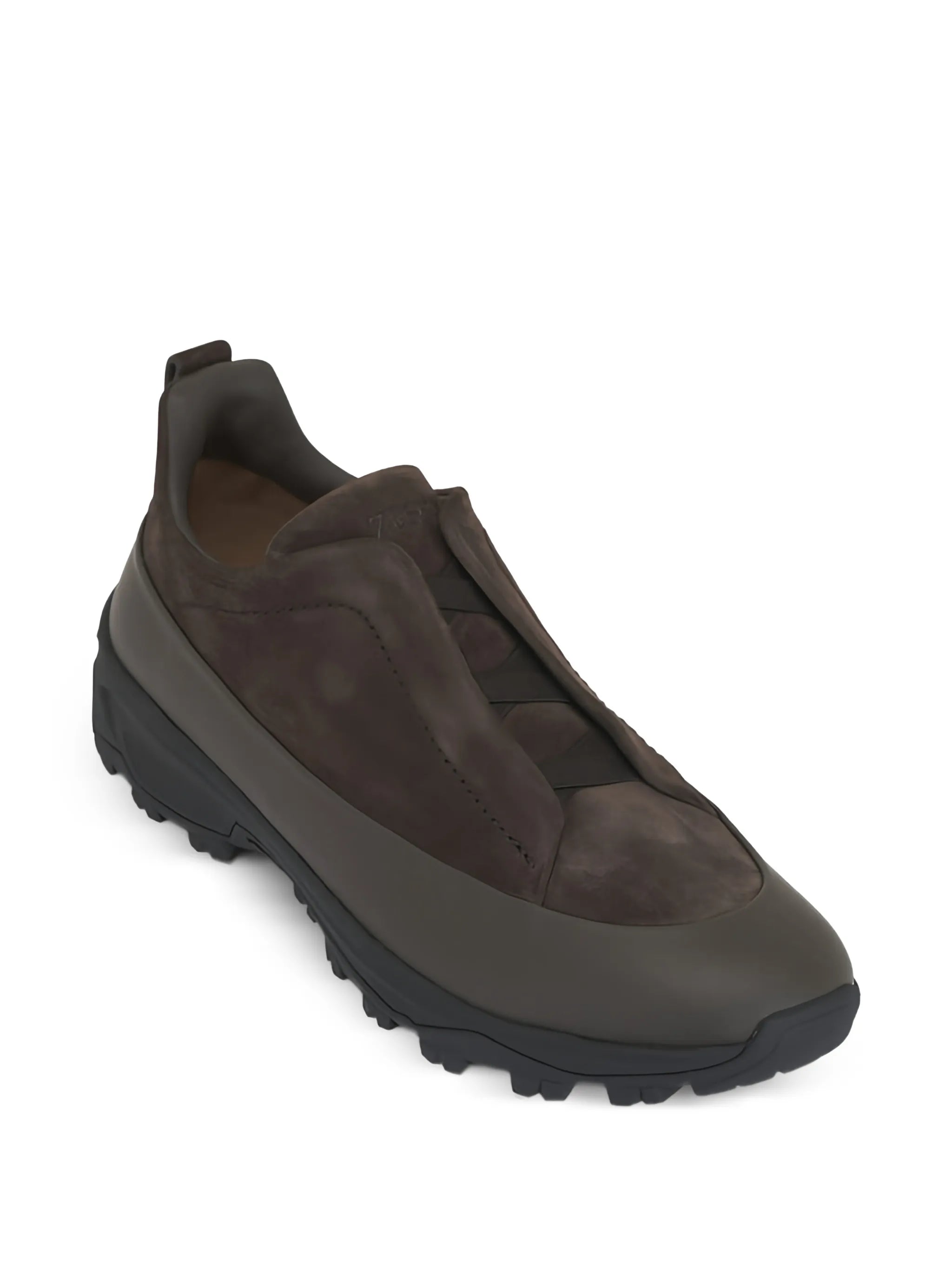 Tênis Triple Stitch™ Monte em couro marrom escuro camurça