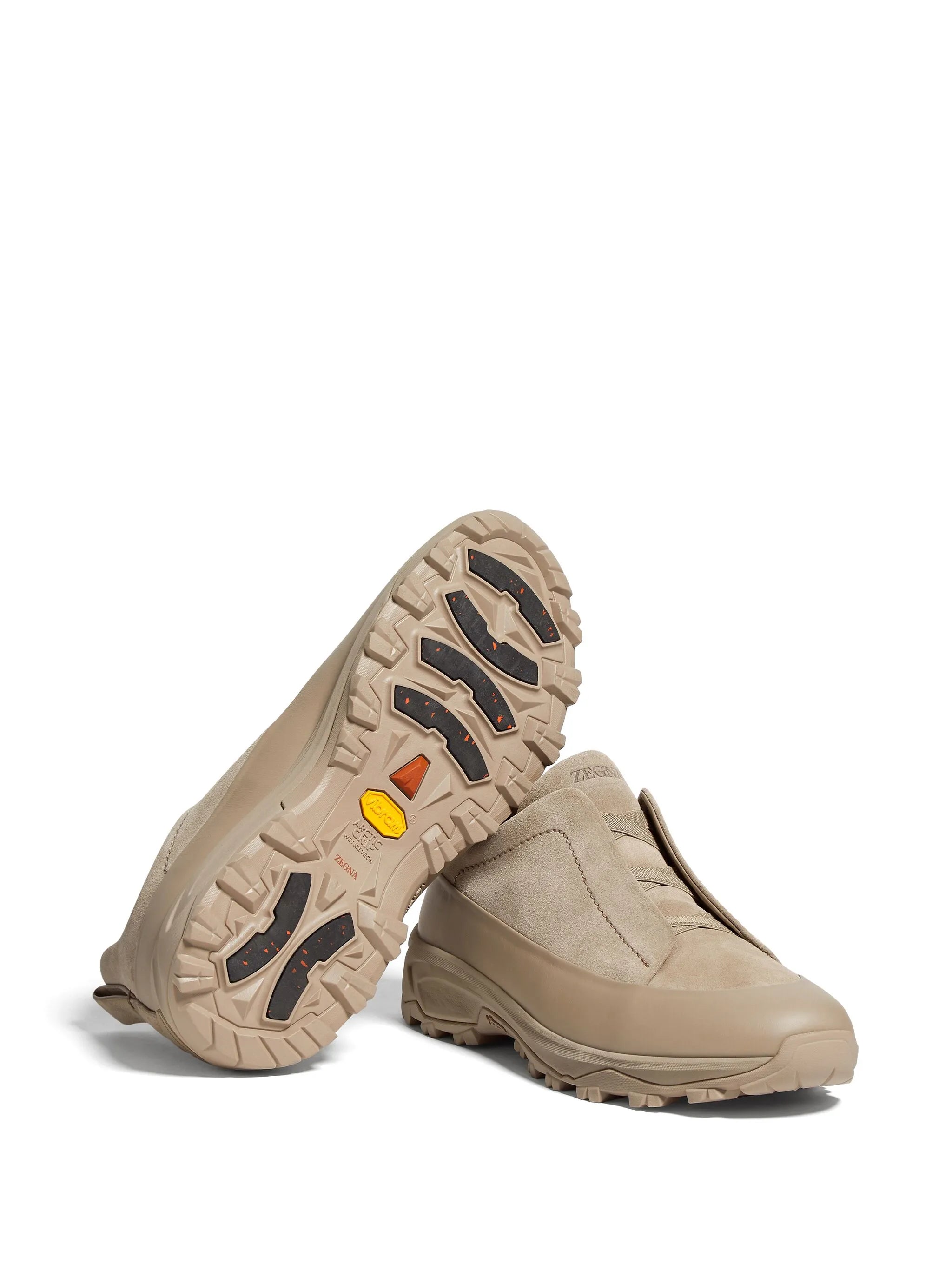 Tênis Triple Stitch™ Monte em couro marrom escuro camurça