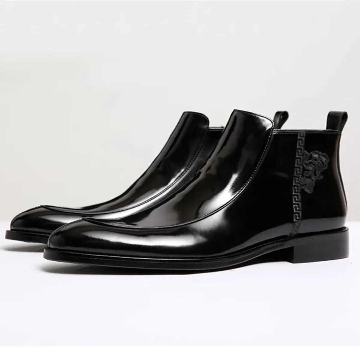 Bota chelsea preta
