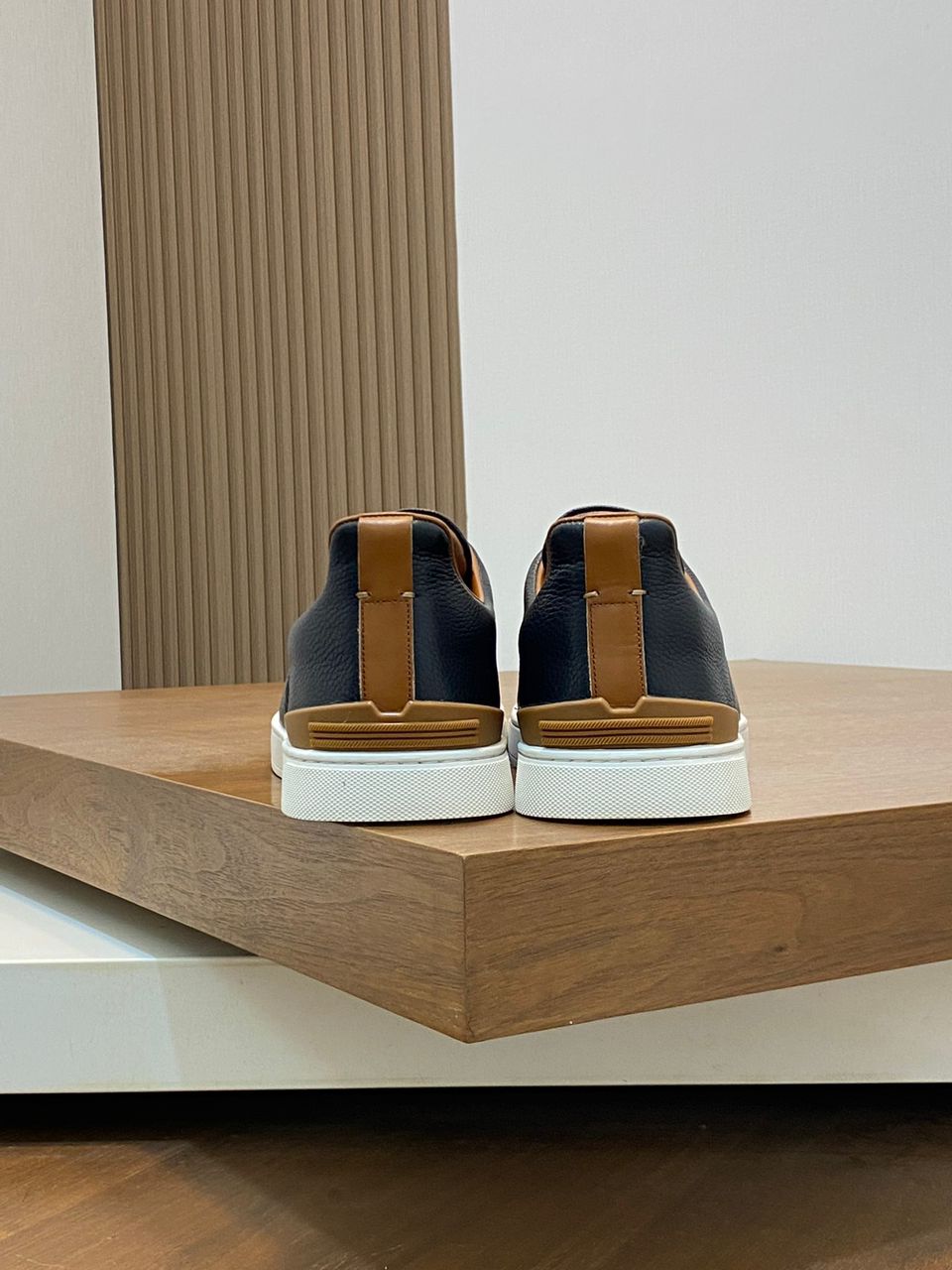 Tenis Zegna Triple Stitch Camurça